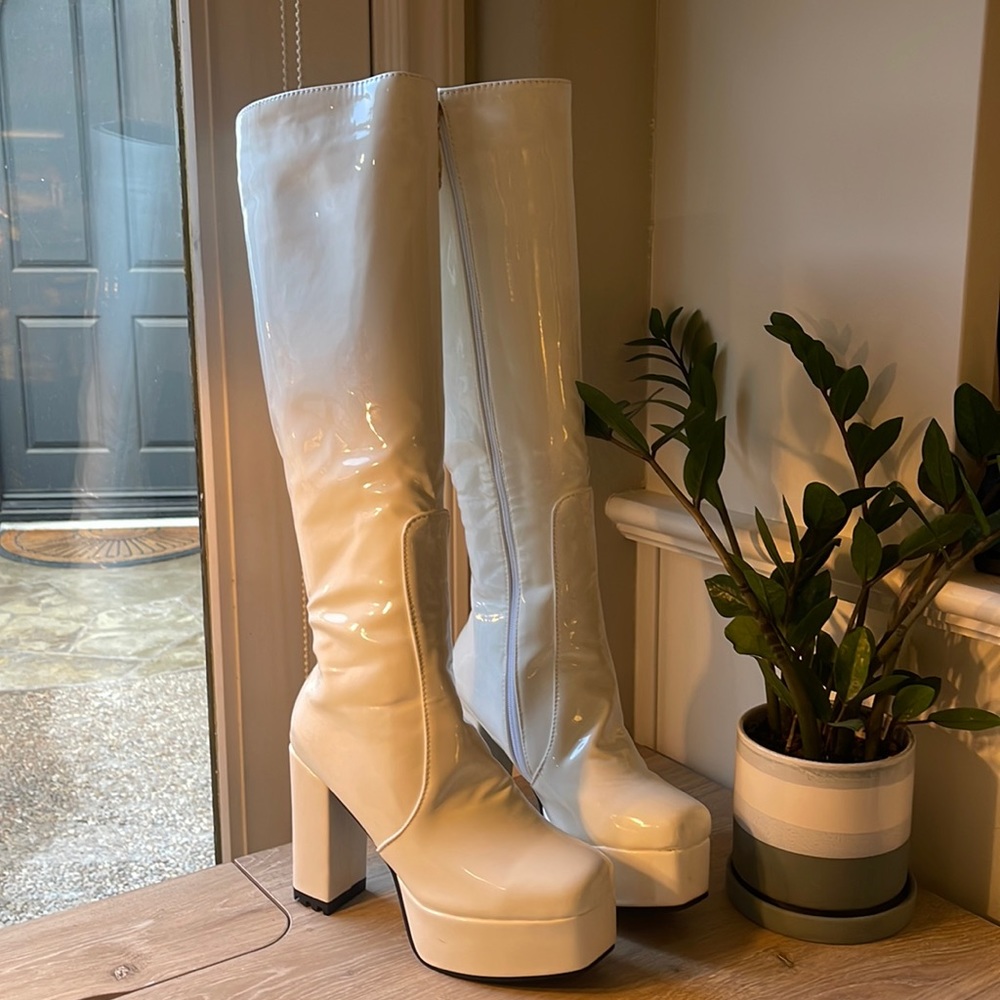White GO GO Boots - Size 38